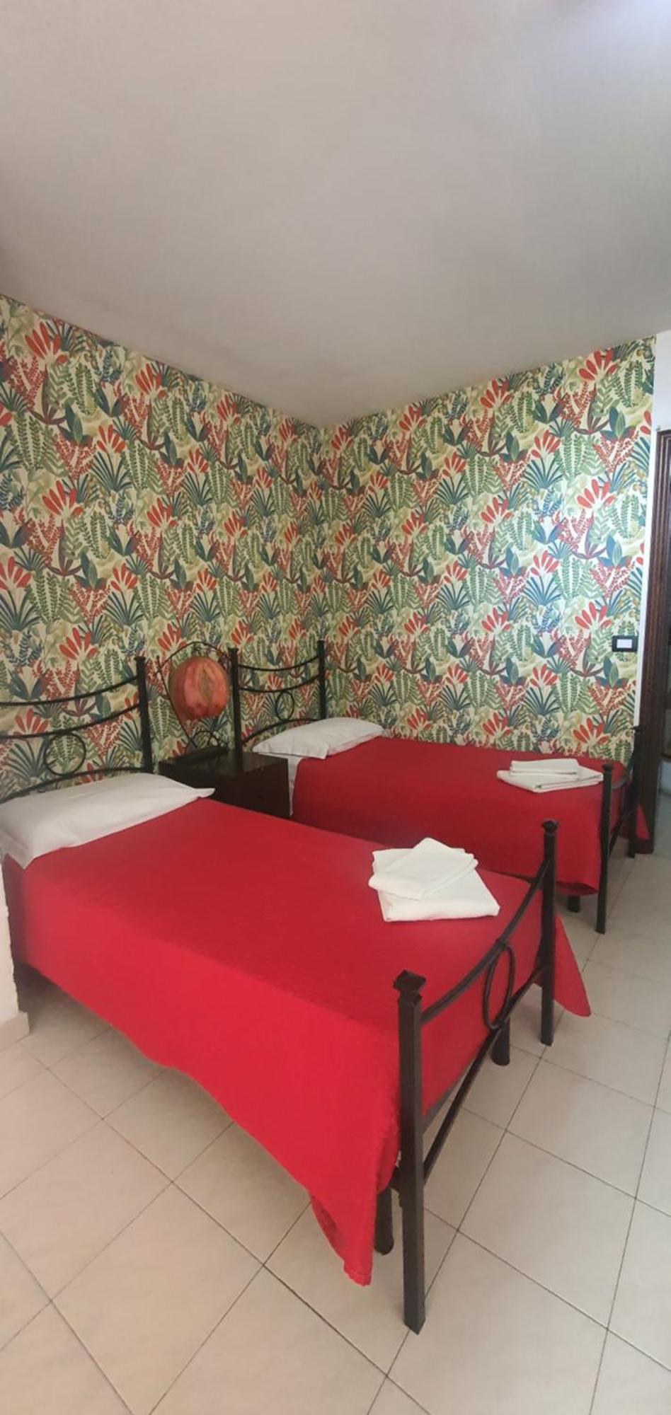 Central Apartment Turin Bagian luar foto