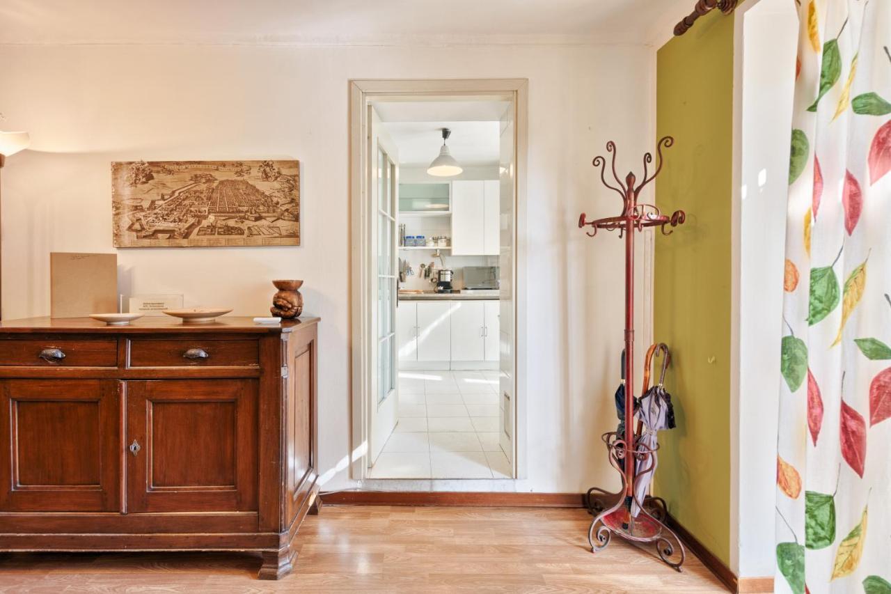 Central Apartment Turin Bagian luar foto