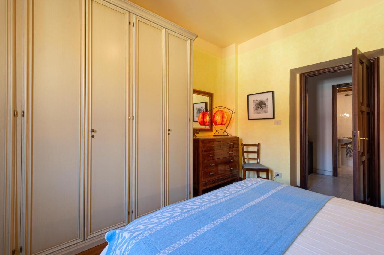 Central Apartment Turin Bagian luar foto